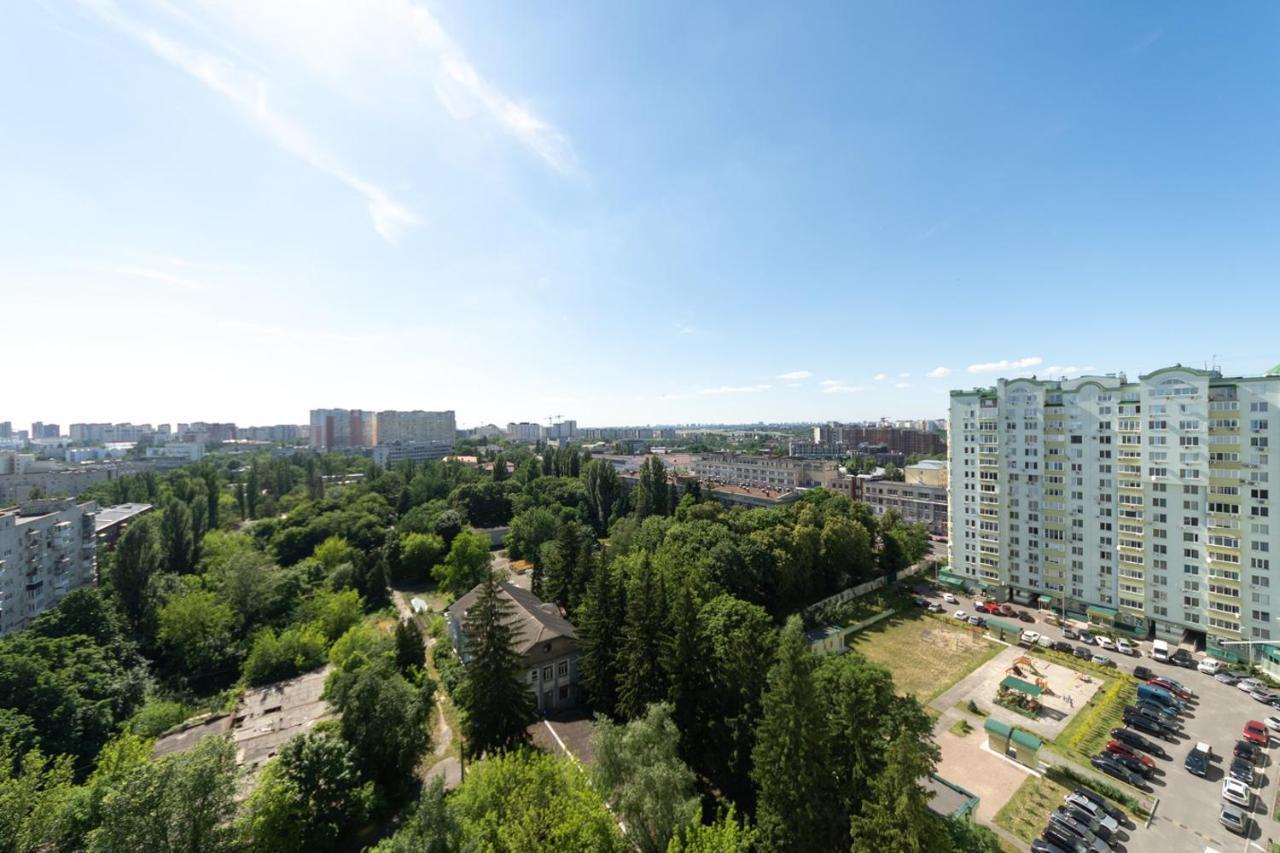 Новая Квартира Переулок Ясиноватский 11 Kyiv Exterior photo